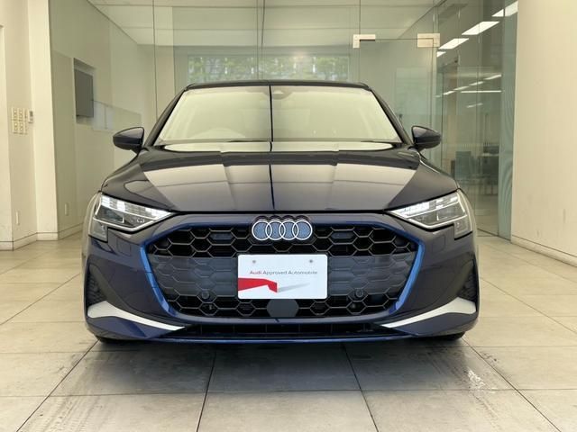 AUDI A3 Sedan