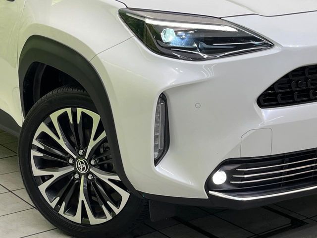 YARIS CROSS HYBRID