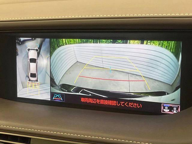 LEXUS LS500h 4WD