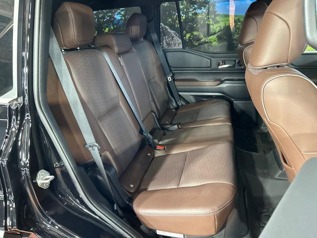 LANDCRUISER 250
