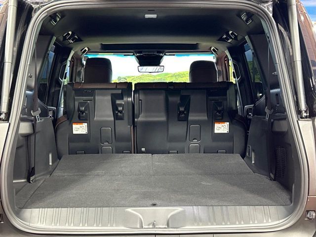 LANDCRUISER 250