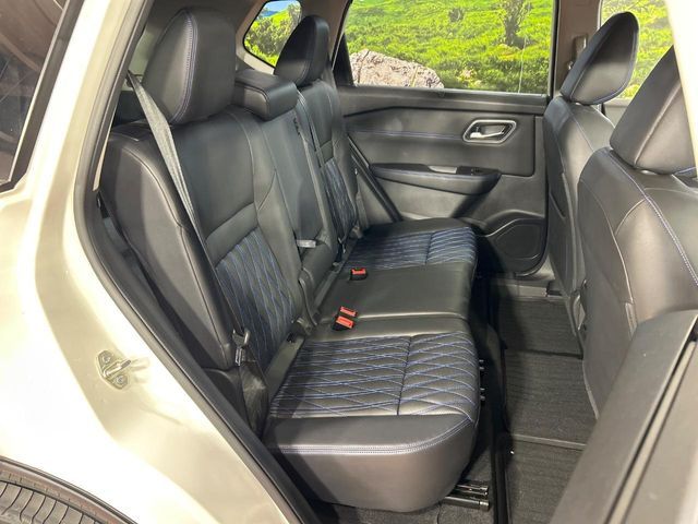 X-TRAIL HYBRID 4WD