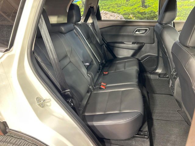 X-TRAIL HYBRID 4WD