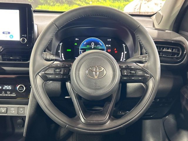 YARIS CROSS HYBRID