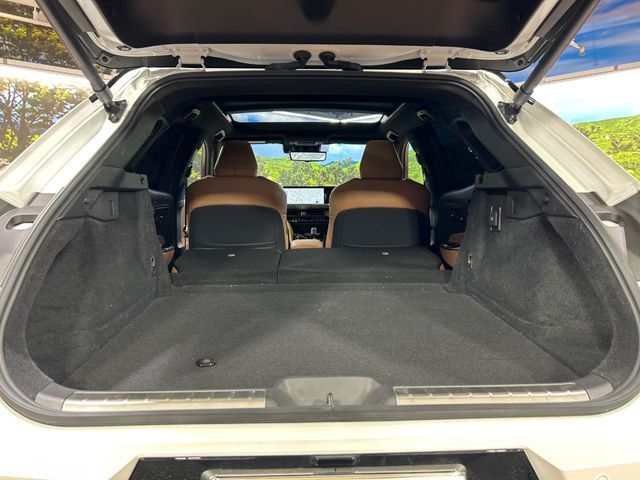 CROWN SPORT