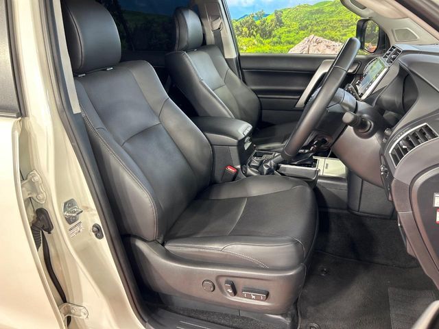 LANDCRUISER PRADO