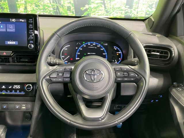 YARIS CROSS HYBRID