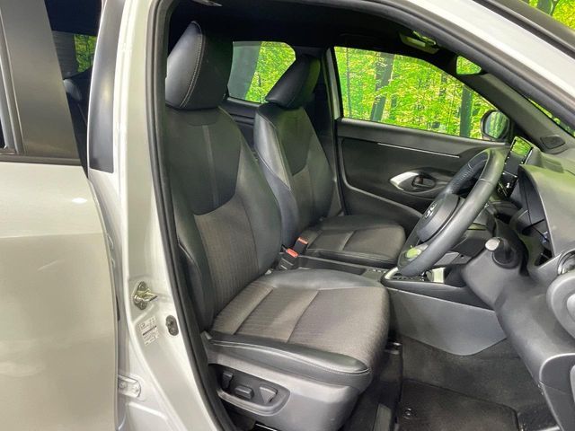 YARIS CROSS HYBRID