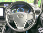 VOXY HYBRID