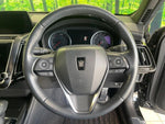 CROWN sedan hybrid