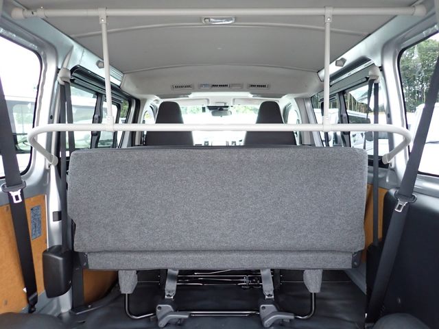 HIACE van 1.2t 2WD