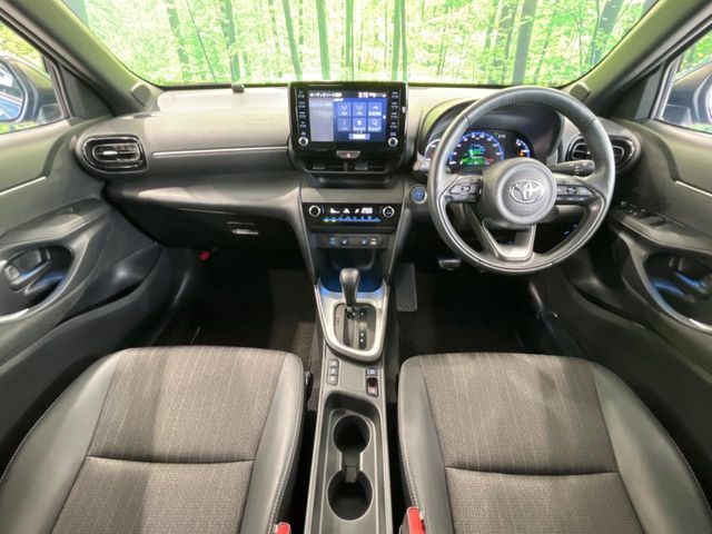 YARIS CROSS HYBRID