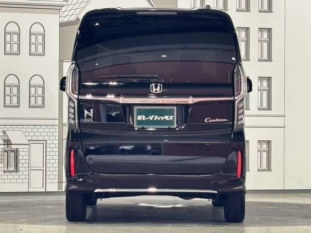 N BOX CUSTOM