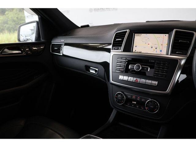 MERCEDES BENZ M class