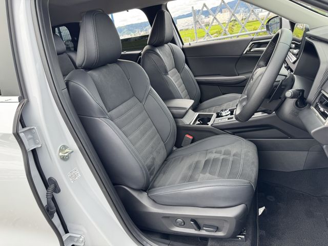 OUTLANDER PHEV