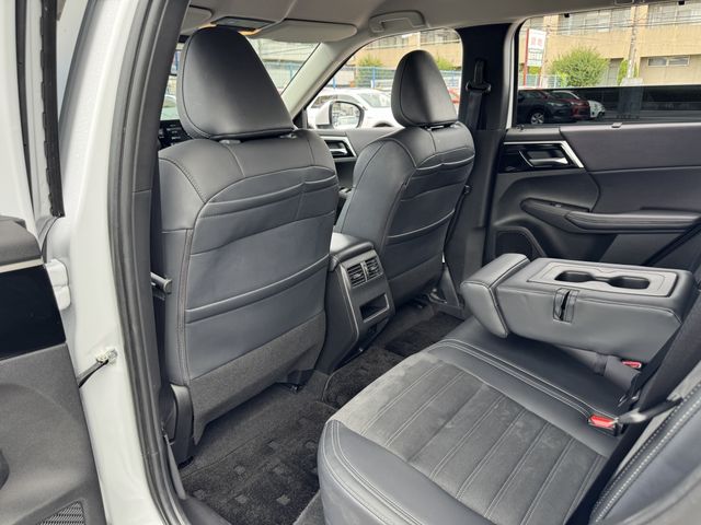 OUTLANDER PHEV