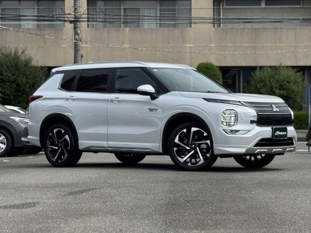 OUTLANDER PHEV