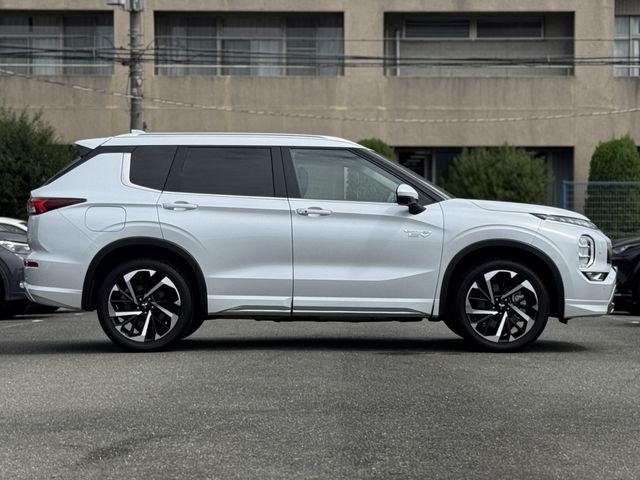 OUTLANDER PHEV