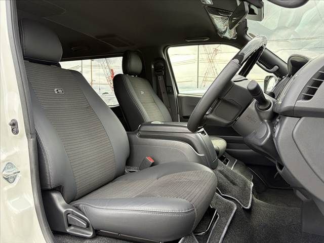 HIACE van 4WD