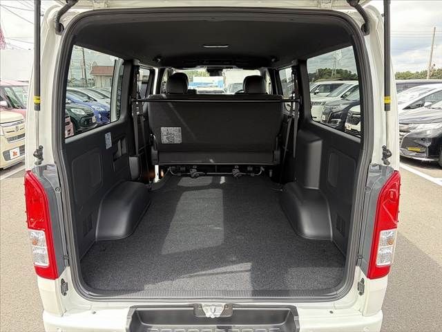 HIACE van 4WD