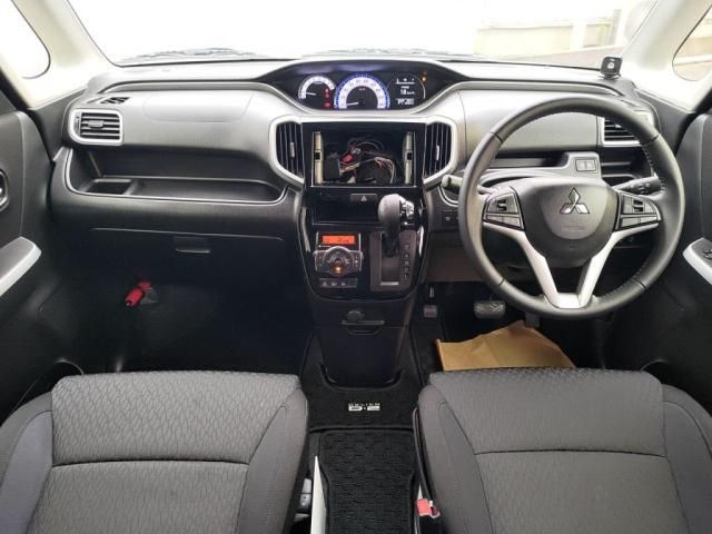 DELICA D:2 CUSTOM 4WD