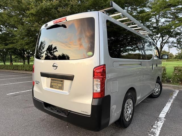 NV350 CARAVAN 4WD