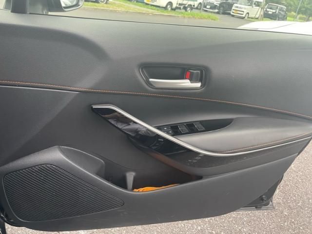 COROLLA TOURING HYBRID