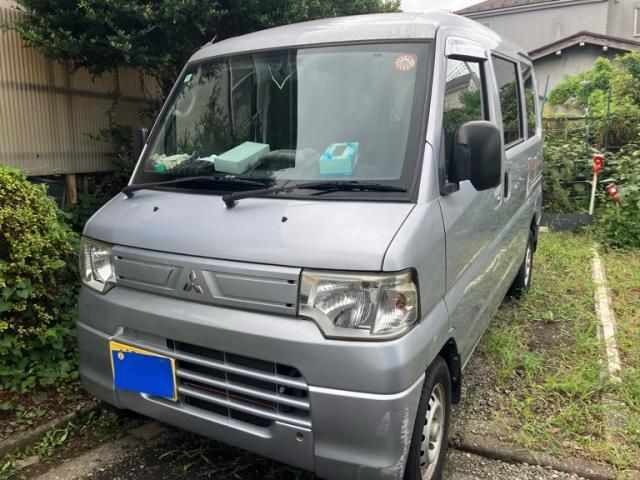 MINICAB van