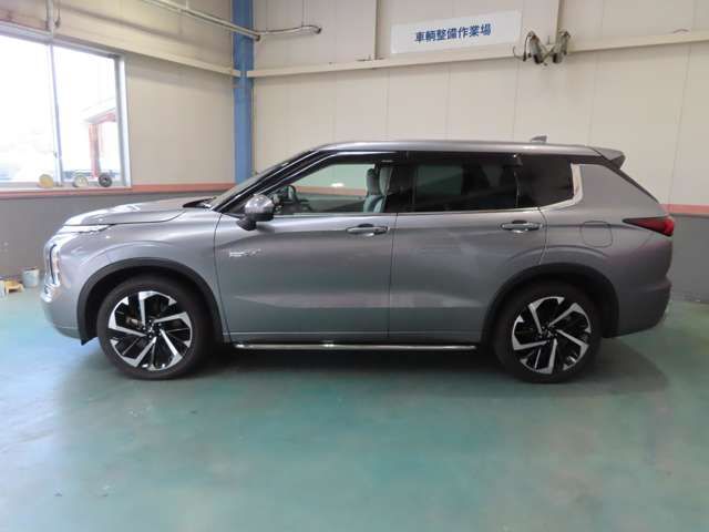 OUTLANDER PHEV