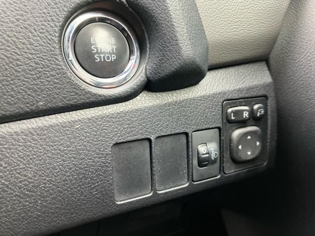 AURIS