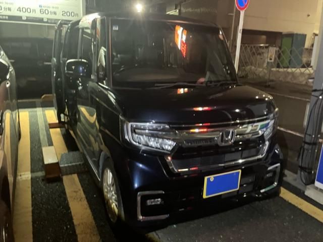 N BOX CUSTOM