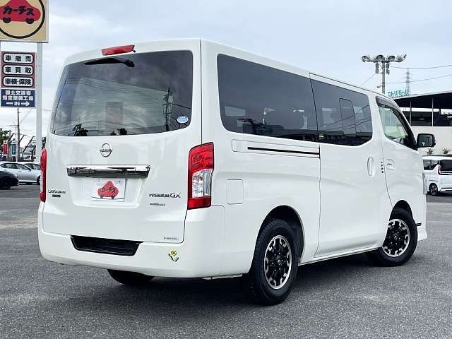CARAVAN van 2WD