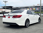 CROWN sedan hybrid