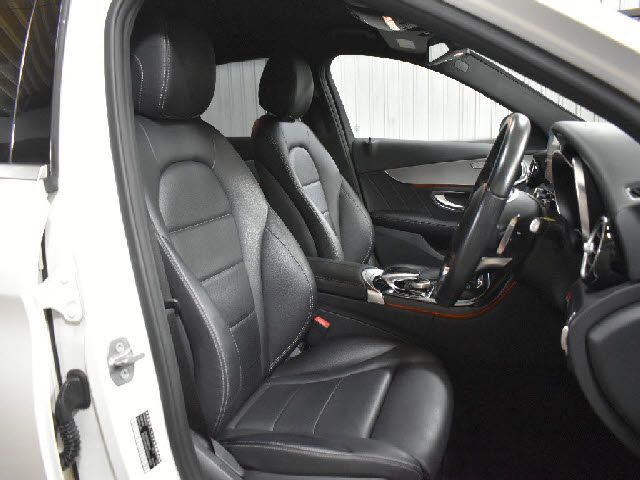 MERCEDES BENZ C class sedan