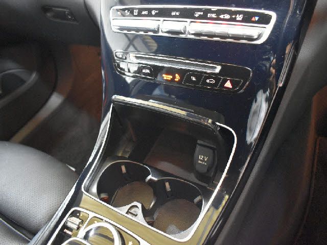MERCEDES BENZ C class sedan