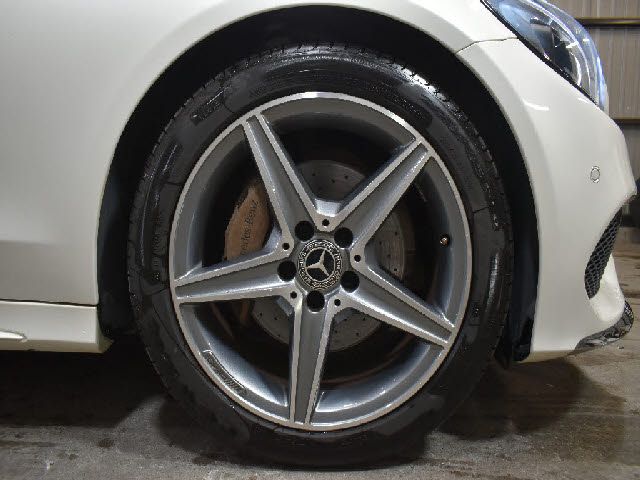 MERCEDES BENZ C class sedan