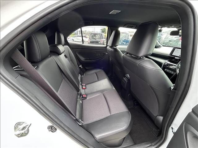YARIS CROSS HYBRID
