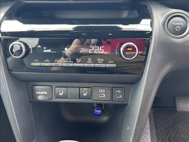YARIS CROSS HYBRID