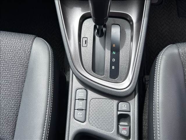 YARIS CROSS HYBRID