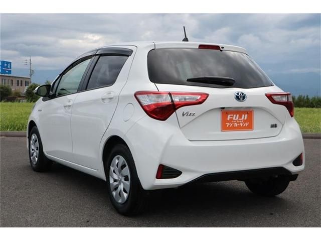 VITZ HYBRID