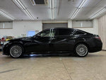 CROWN sedan hybrid