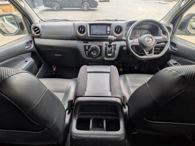 CARAVAN van 2WD