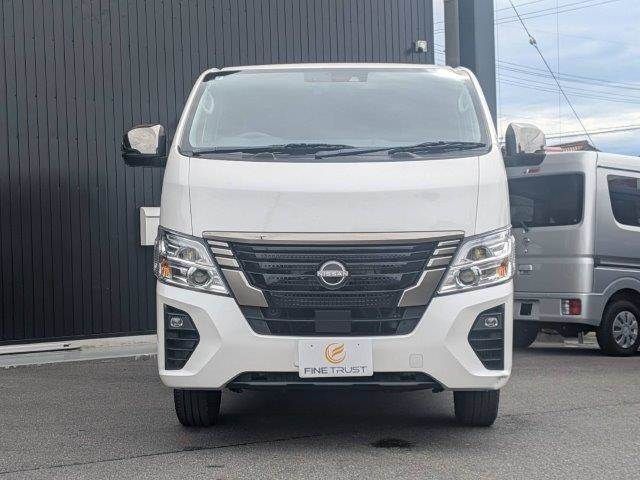 CARAVAN van 2WD