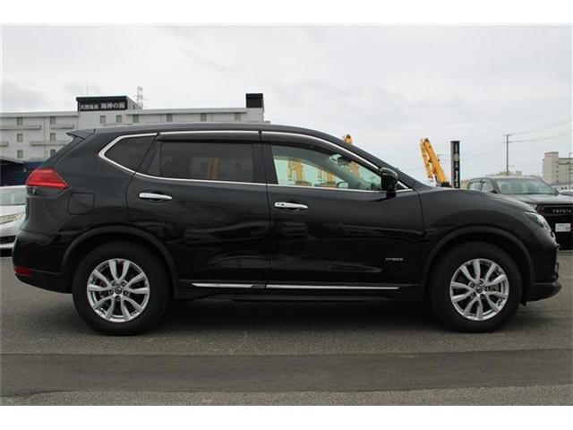 X-TRAIL HYBRID 4WD