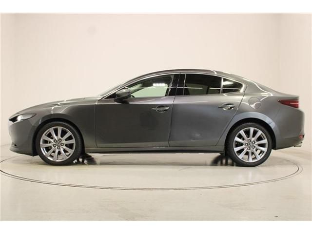 MAZDA3 SEDAN