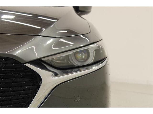 MAZDA3 SEDAN