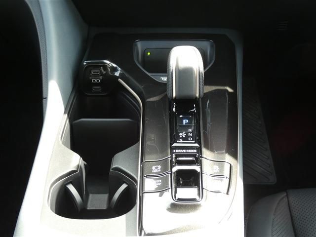 CROWN ESTATE 4WD