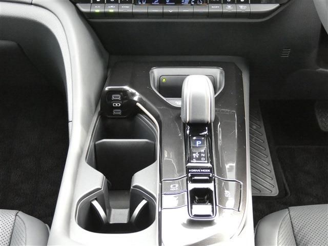 CROWN ESTATE 4WD