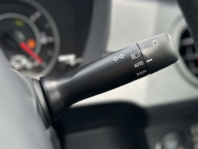 COROLLA AXIO
