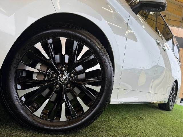 VELLFIRE  HYBRID 4WD
